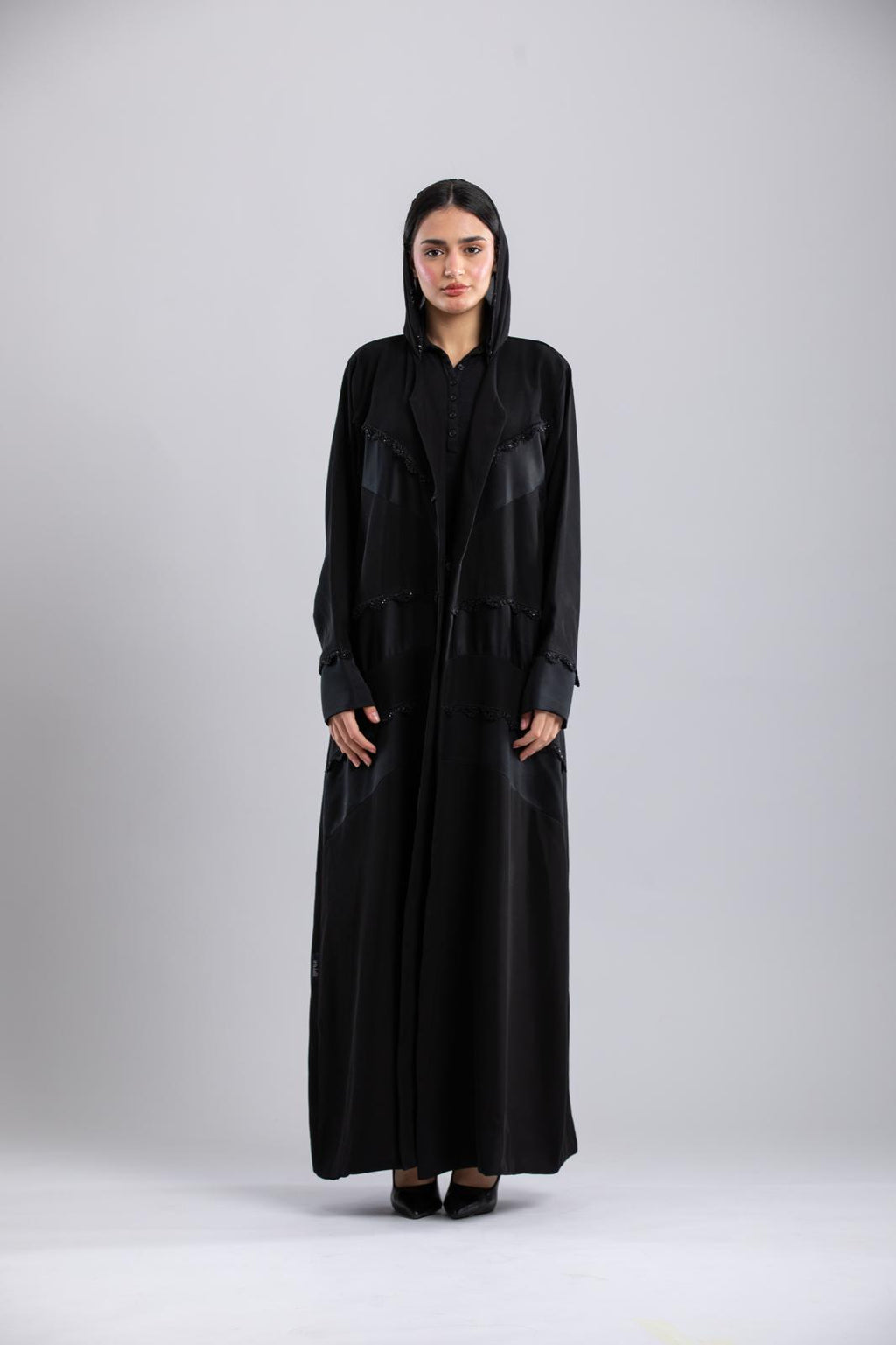 Black Crochet Abaya – Special Design with Side Panels & Front Lining