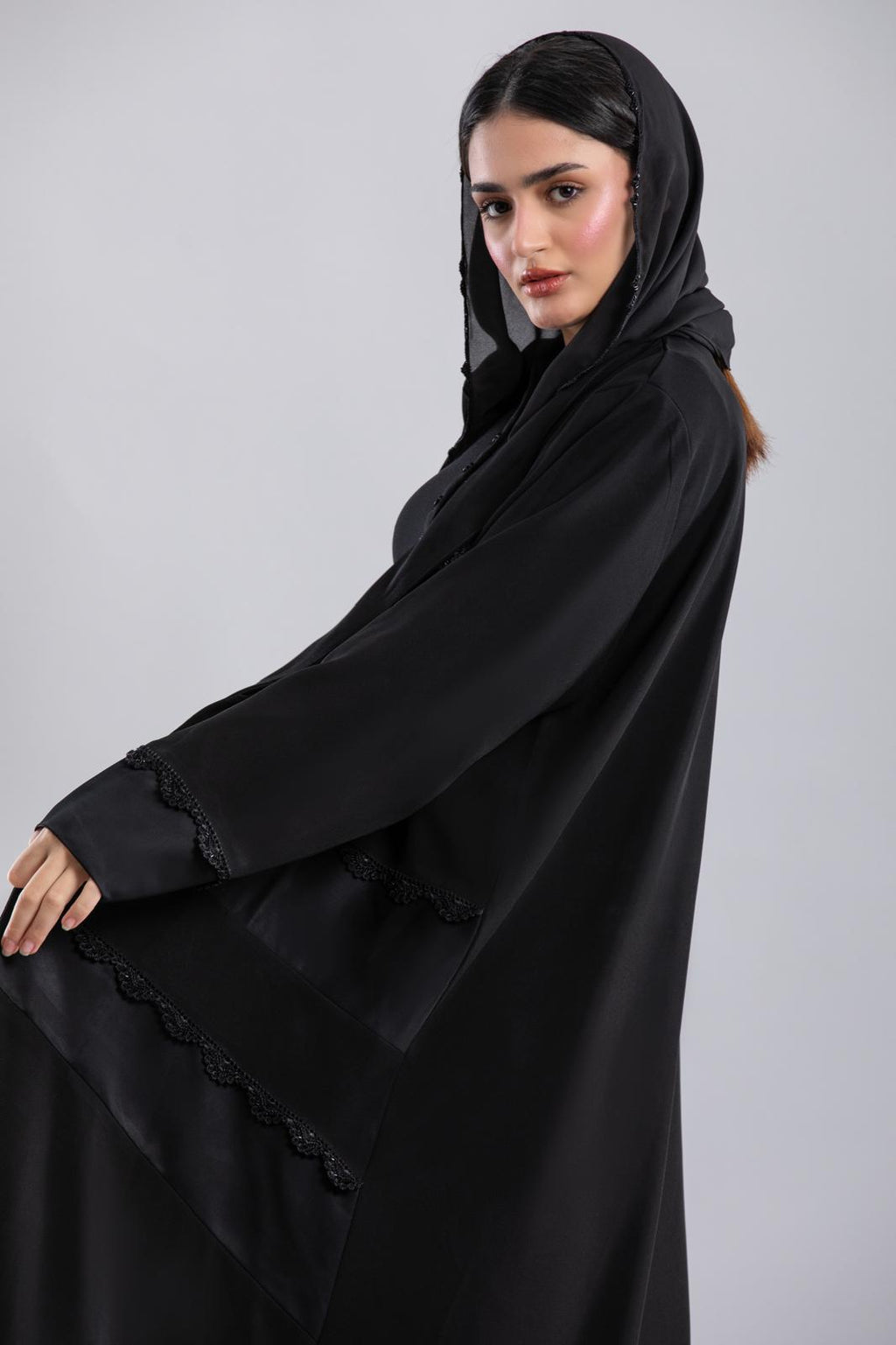 Black Crochet Abaya – Special Design with Side Panels & Front Lining